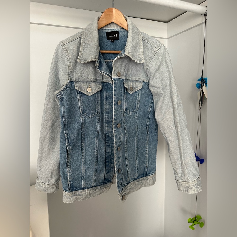 AYR— 2-tone Jean jacket